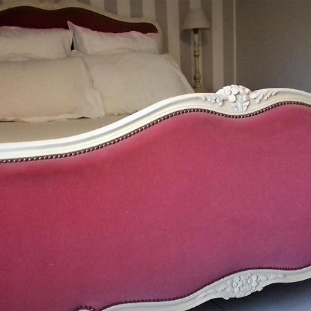 Maison Lavande Bed & Breakfast Saint-Jean-dʼAngély Dış mekan fotoğraf